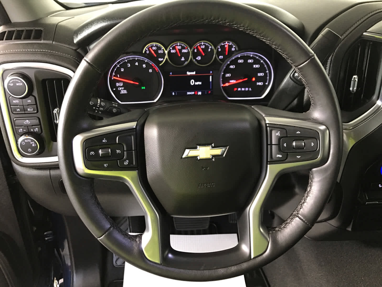 Used 2022 Chevrolet Silverado 1500 LT image 32