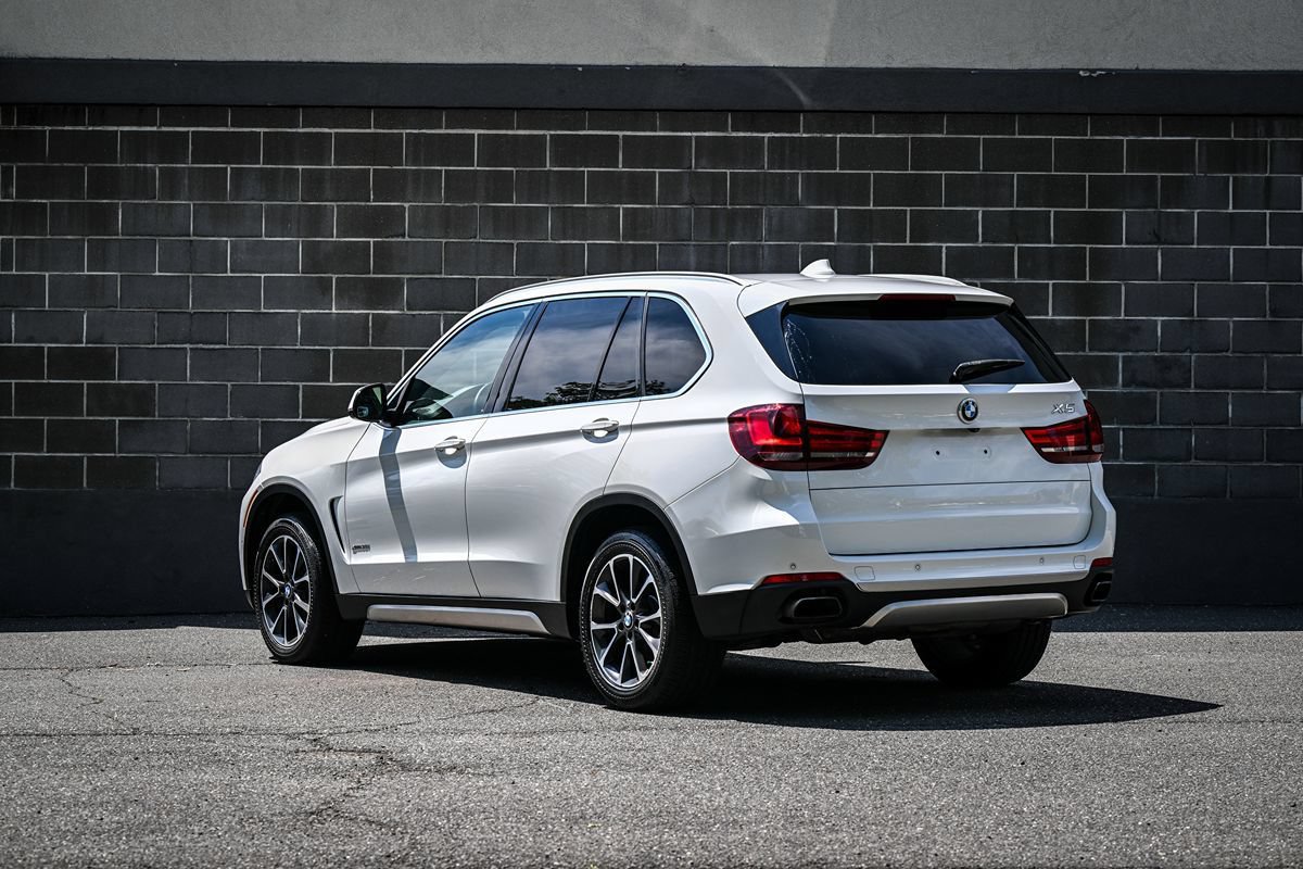 Used 2018 BMW X5 xDrive35i AWD/4WD image 4