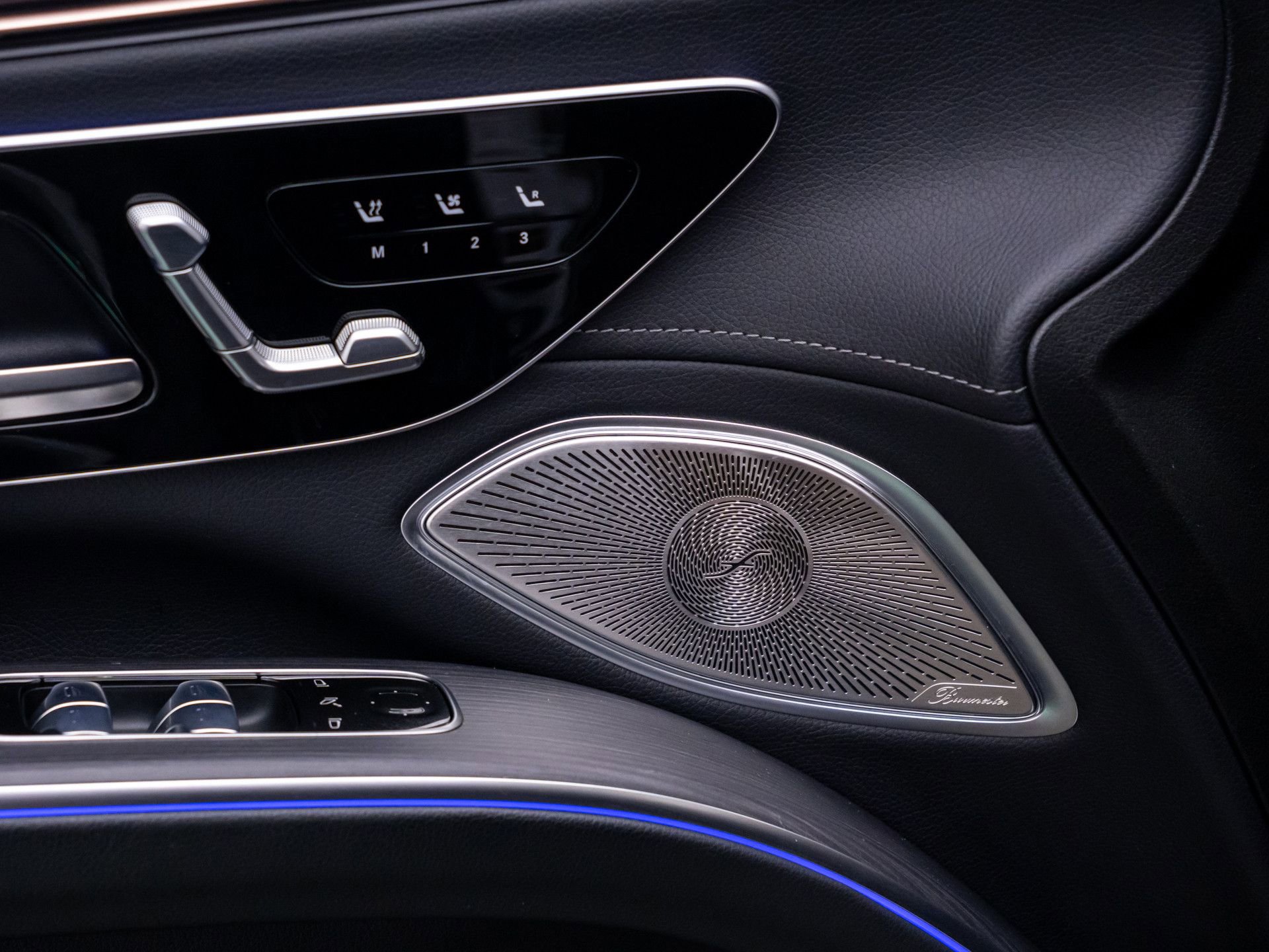 Used 2023 Mercedes-Benz EQS 580 4MATIC SUV image 15