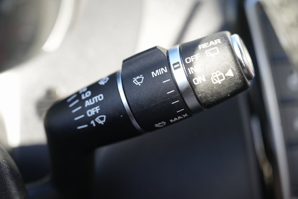 Used 2017 Jaguar F-PACE R-Sport image 52