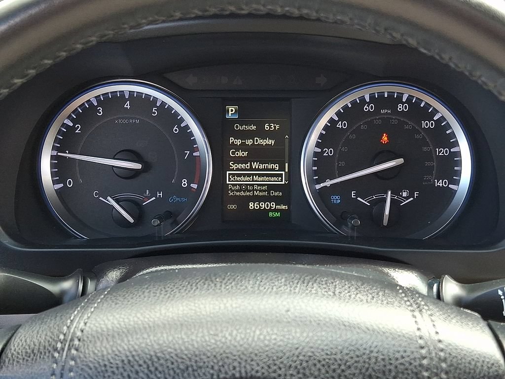 Used 2019 Toyota Highlander XLE AWD/4WD image 22