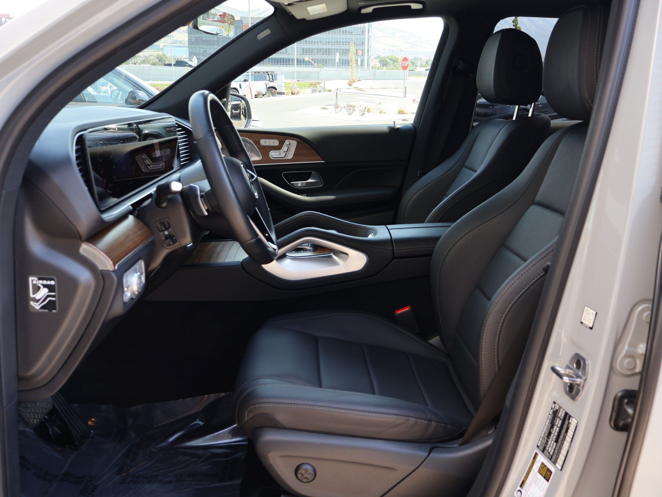 Used 2025 Mercedes-Benz GLE 450 4MATIC image 14