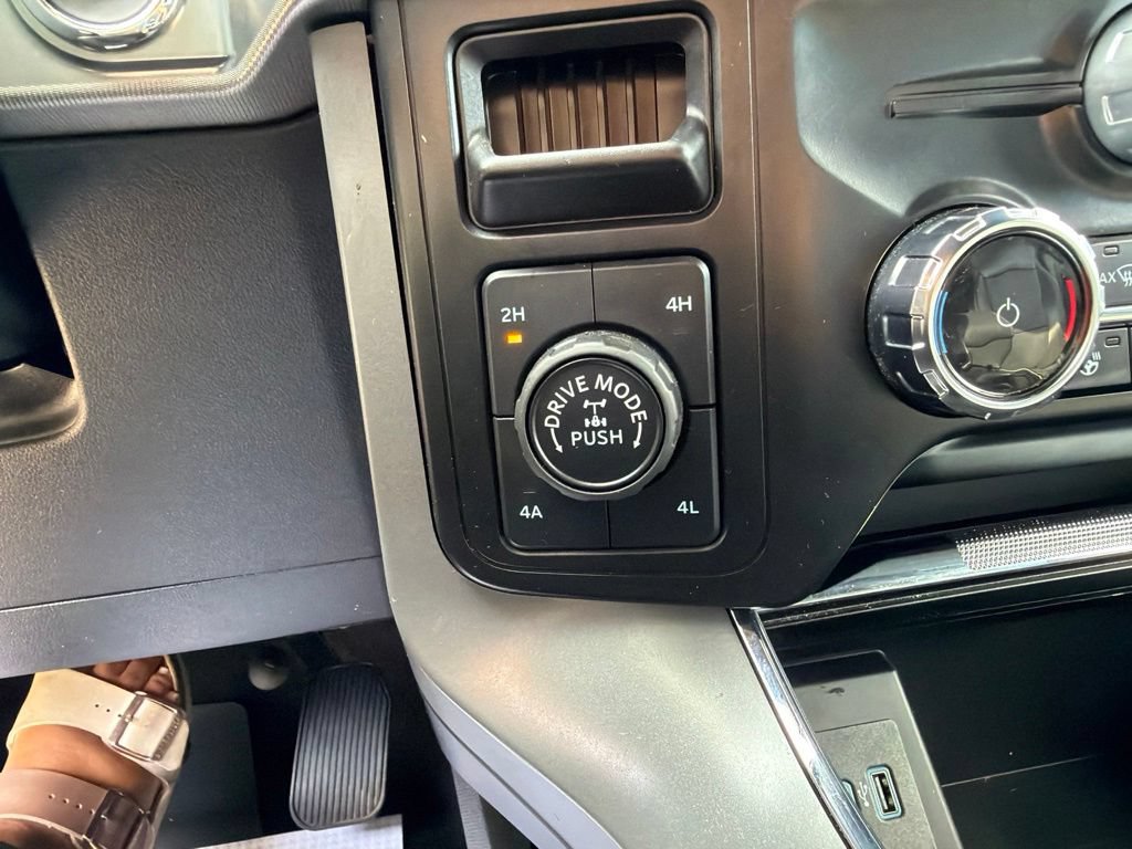 Used 2024 Ford F150 Lariat w/ Bed Utility Package AWD/4WD image 28
