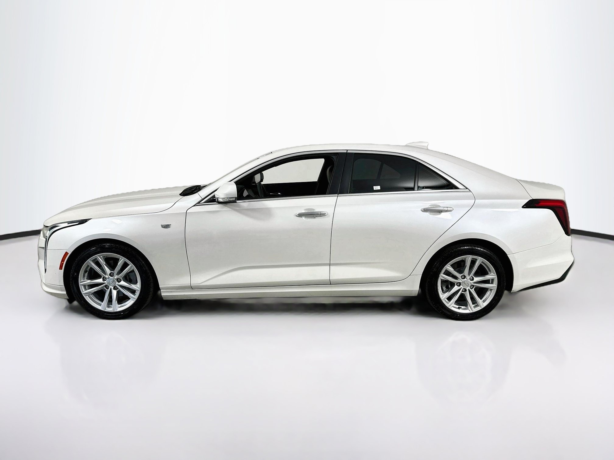 Used 2023 Cadillac CT4 Luxury RWD image 8