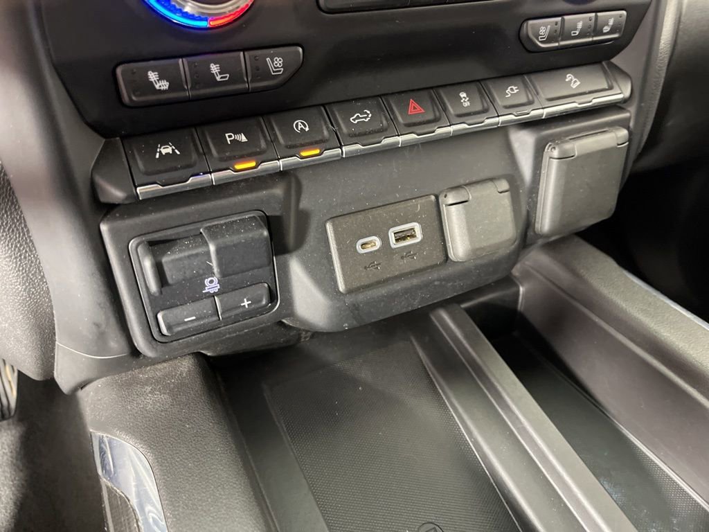Used 2022 GMC Sierra 1500 AT4 w/ AT4 Premium Package image 31