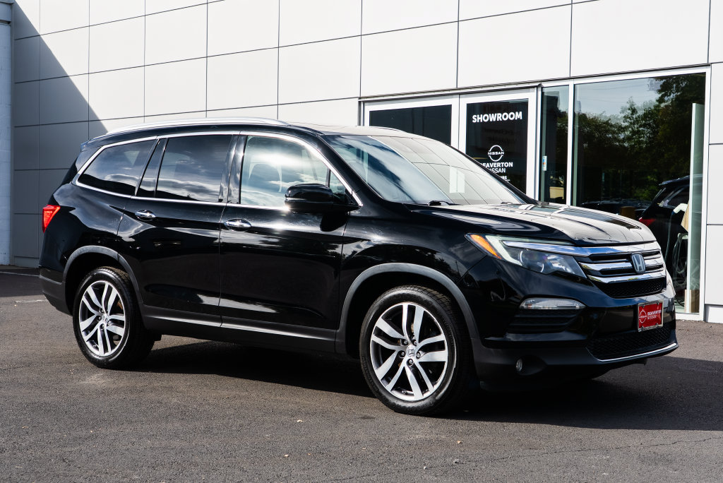 Used 2016 Honda Pilot Elite image 1