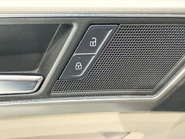 Used 2018 Volkswagen Atlas SE AWD/4WD image 39