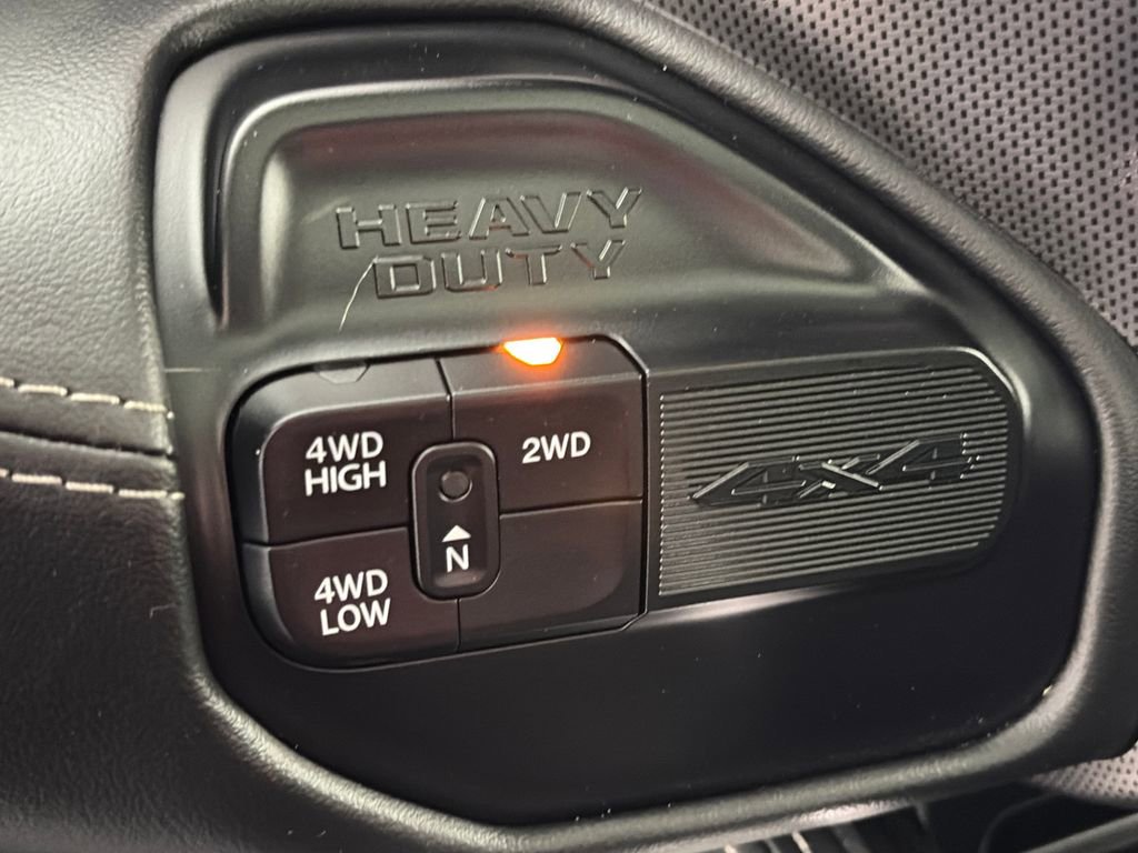Used 2024 RAM 3500 Limited AWD/4WD image 23