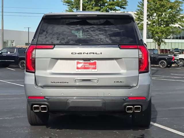 Used 2026 GMC Yukon Denali Ultimate AWD/4WD image 7