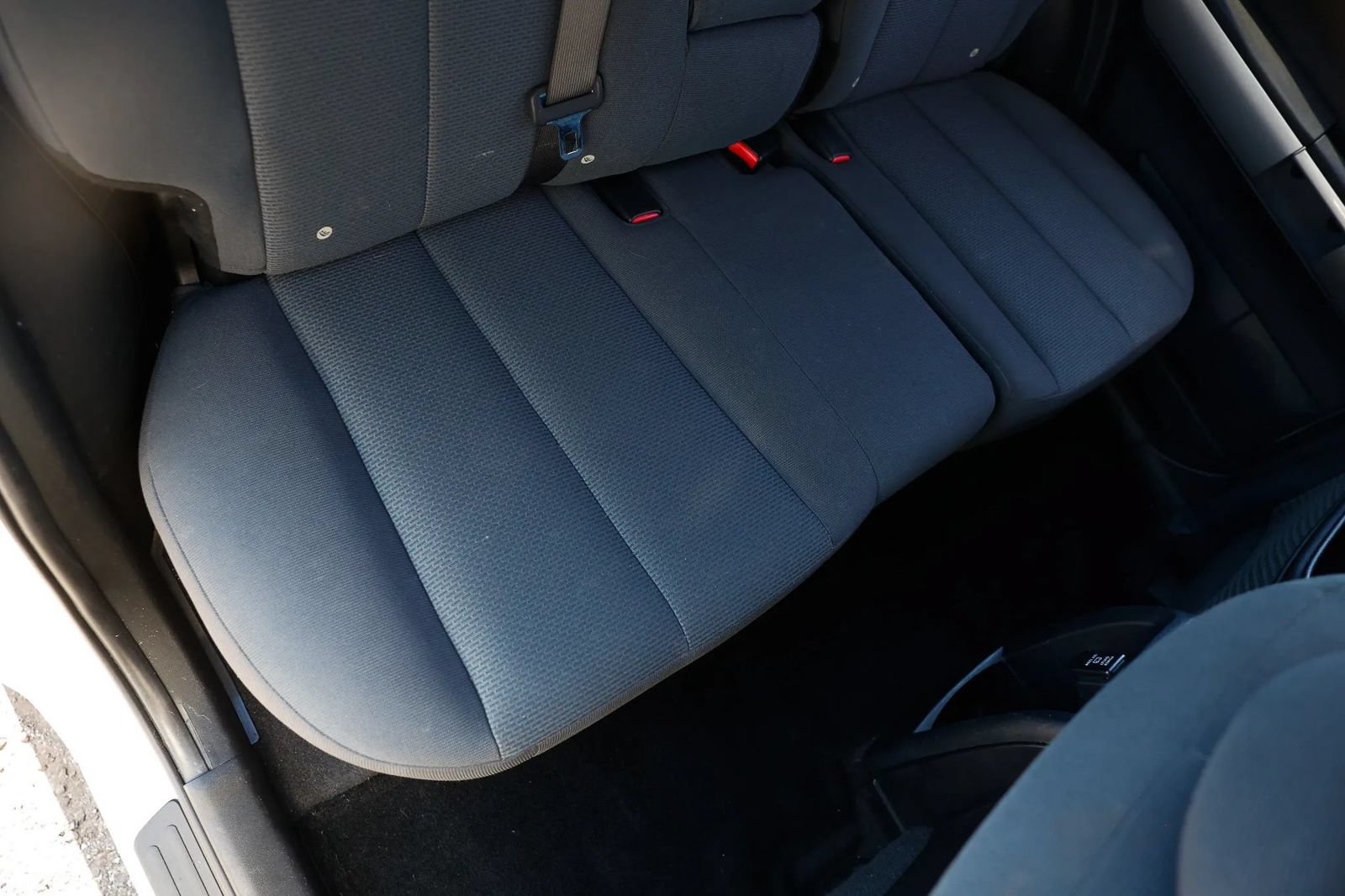 Used 2006 Mitsubishi Endeavor LS FWD image 21