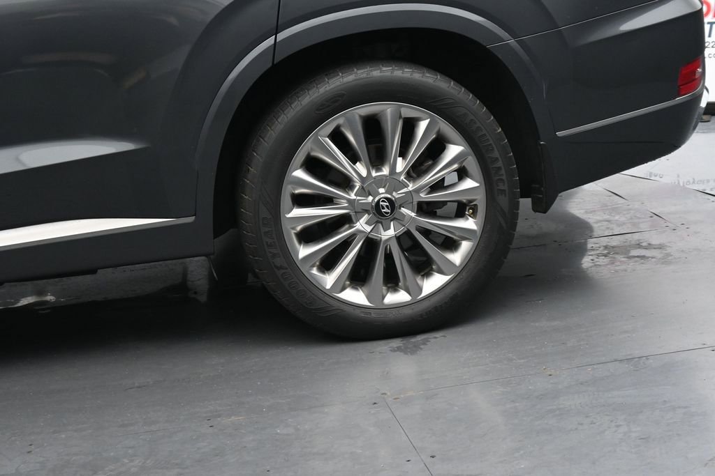 Used 2020 Hyundai Palisade Limited FWD image 13