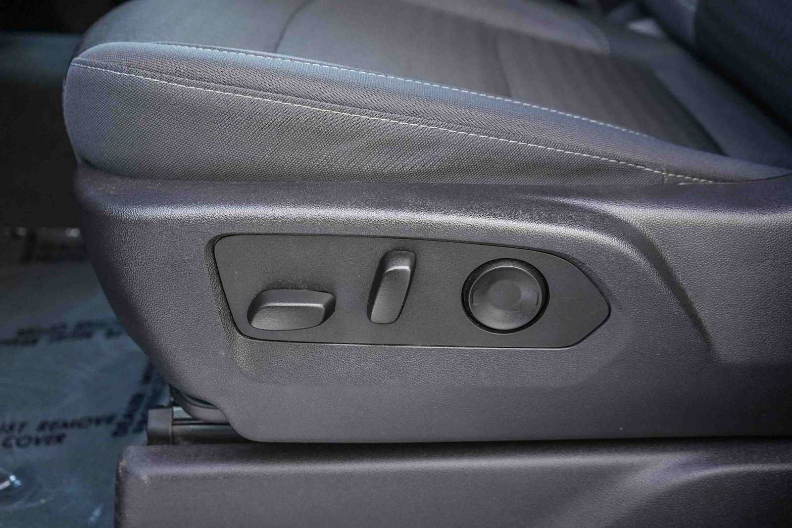 Used 2024 Chevrolet Silverado 1500 Custom RWD image 20