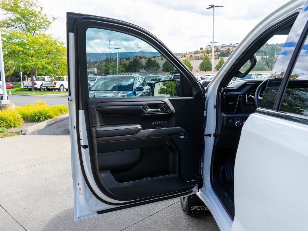 Used 2024 GMC Sierra 1500 AT4 w/ AT4 Preferred Package image 22