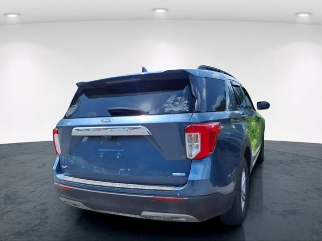 Used 2020 Ford Explorer XLT w/ Equipment Group 202A AWD/4WD image 13