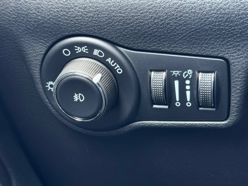 New 2026 Jeep Compass Limited AWD/4WD image 27
