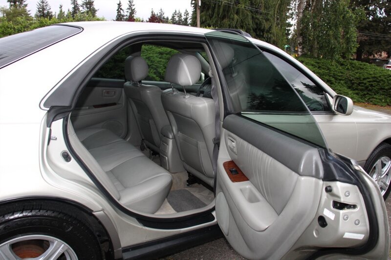 Used 1999 Lexus ES 330 FWD image 6