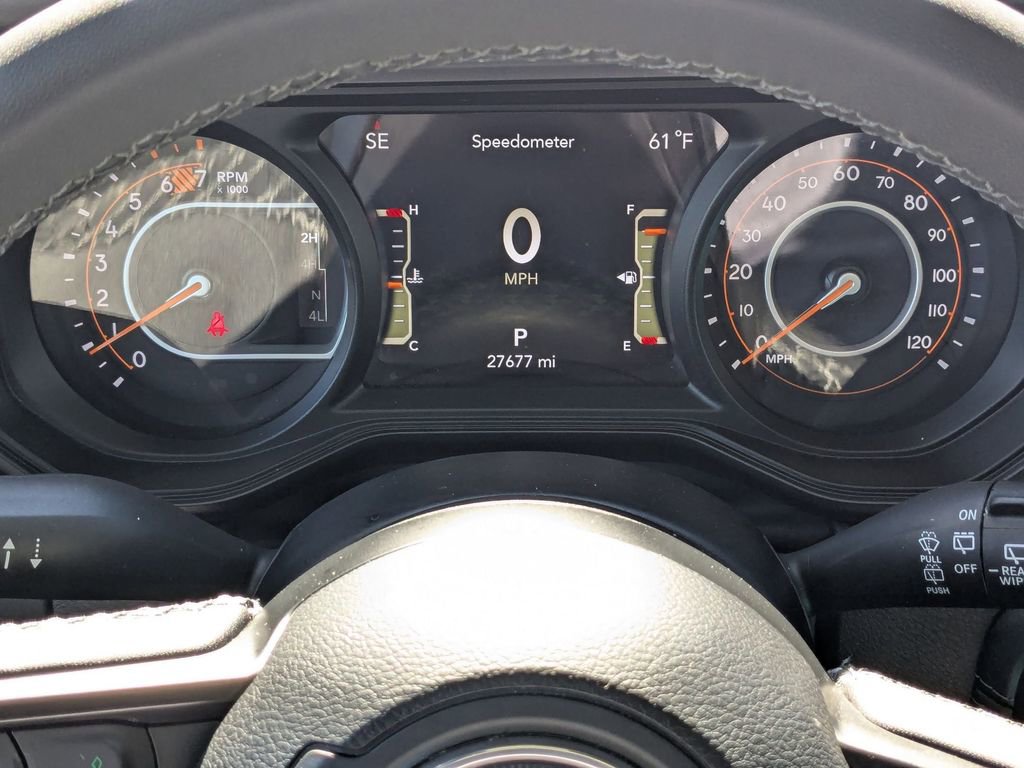 Used 2025 Jeep Wrangler Unlimited Rubicon image 18