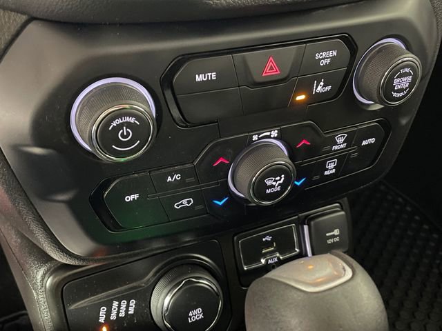 Used 2021 Jeep Renegade Latitude w/ Convenience Group image 9