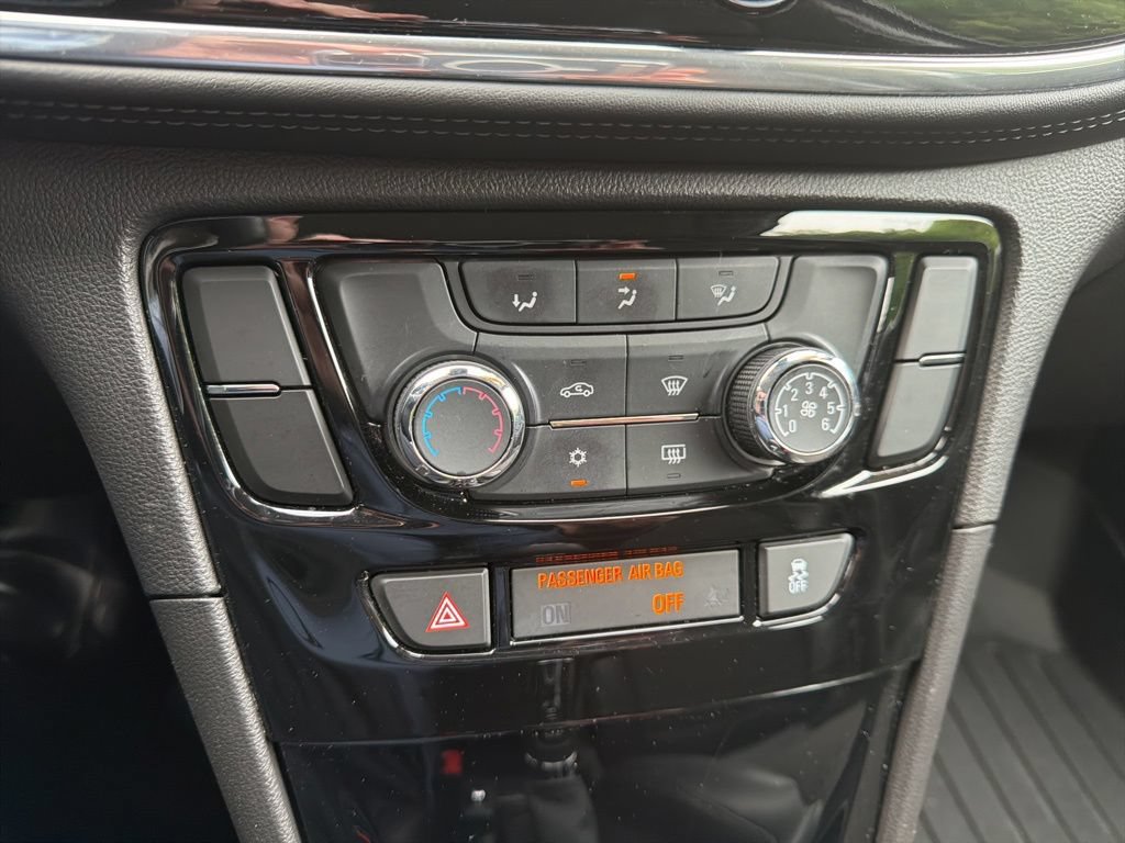Certified 2018 Buick Encore Preferred FWD image 23