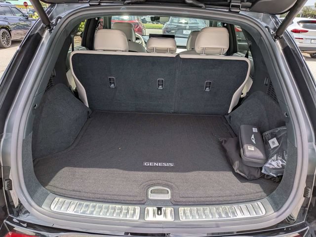 Used 2025 Genesis Electrified GV70 w/ Prestige Package AWD/4WD image 15