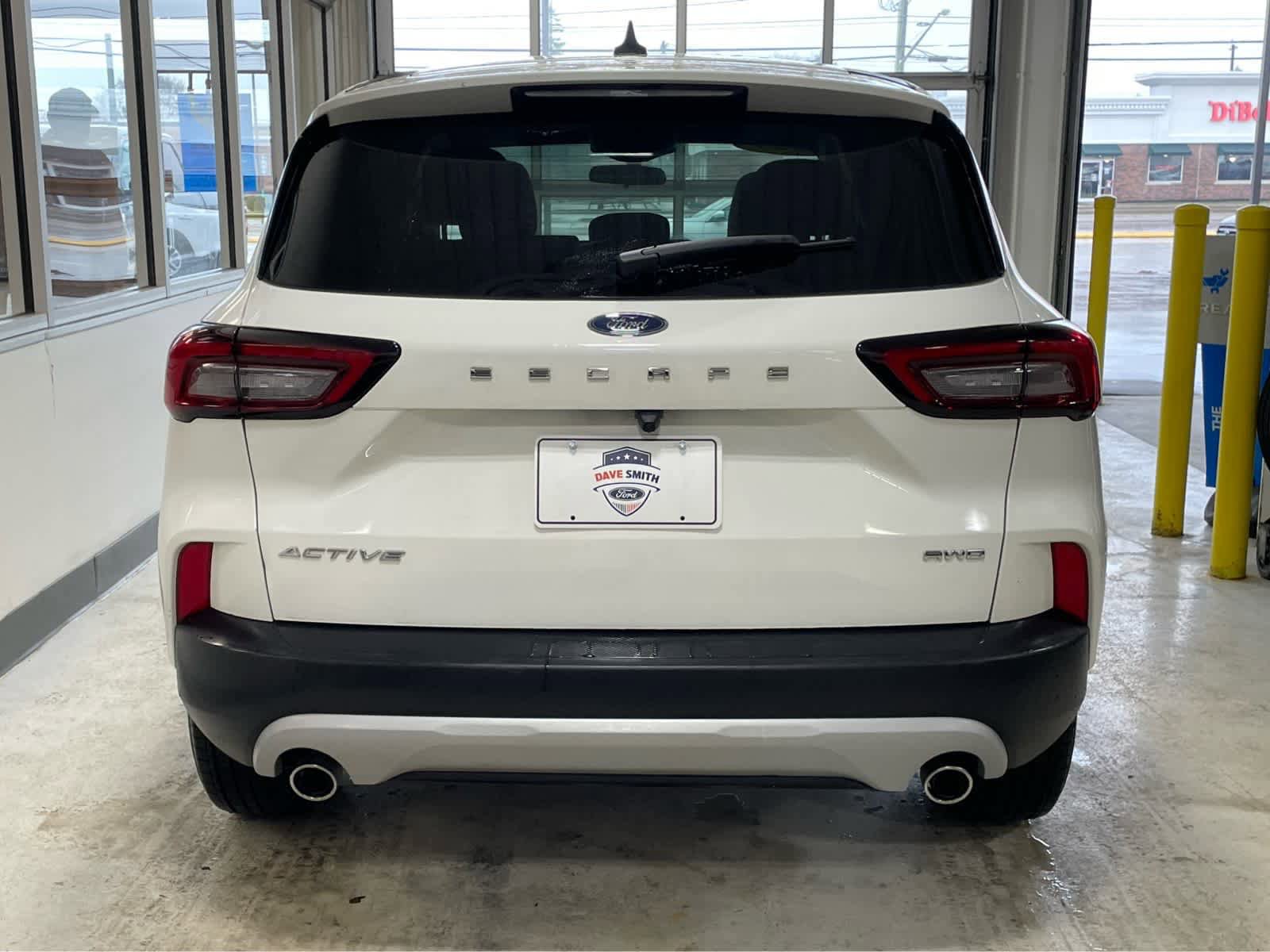 Used 2023 Ford Escape Active AWD/4WD image 8