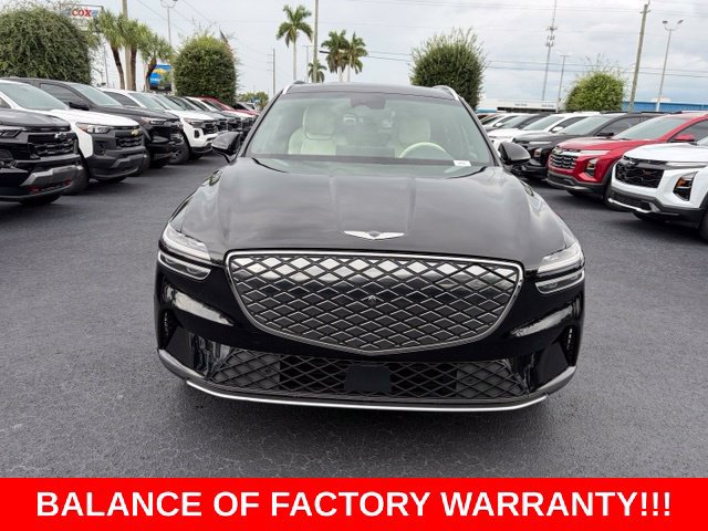 Used 2023 Genesis Electrified GV70 AWD/4WD image 2