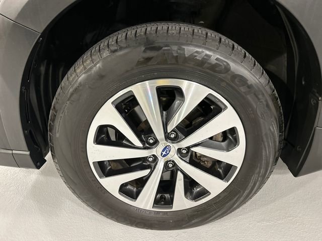 Used 2023 Subaru Outback Premium image 8
