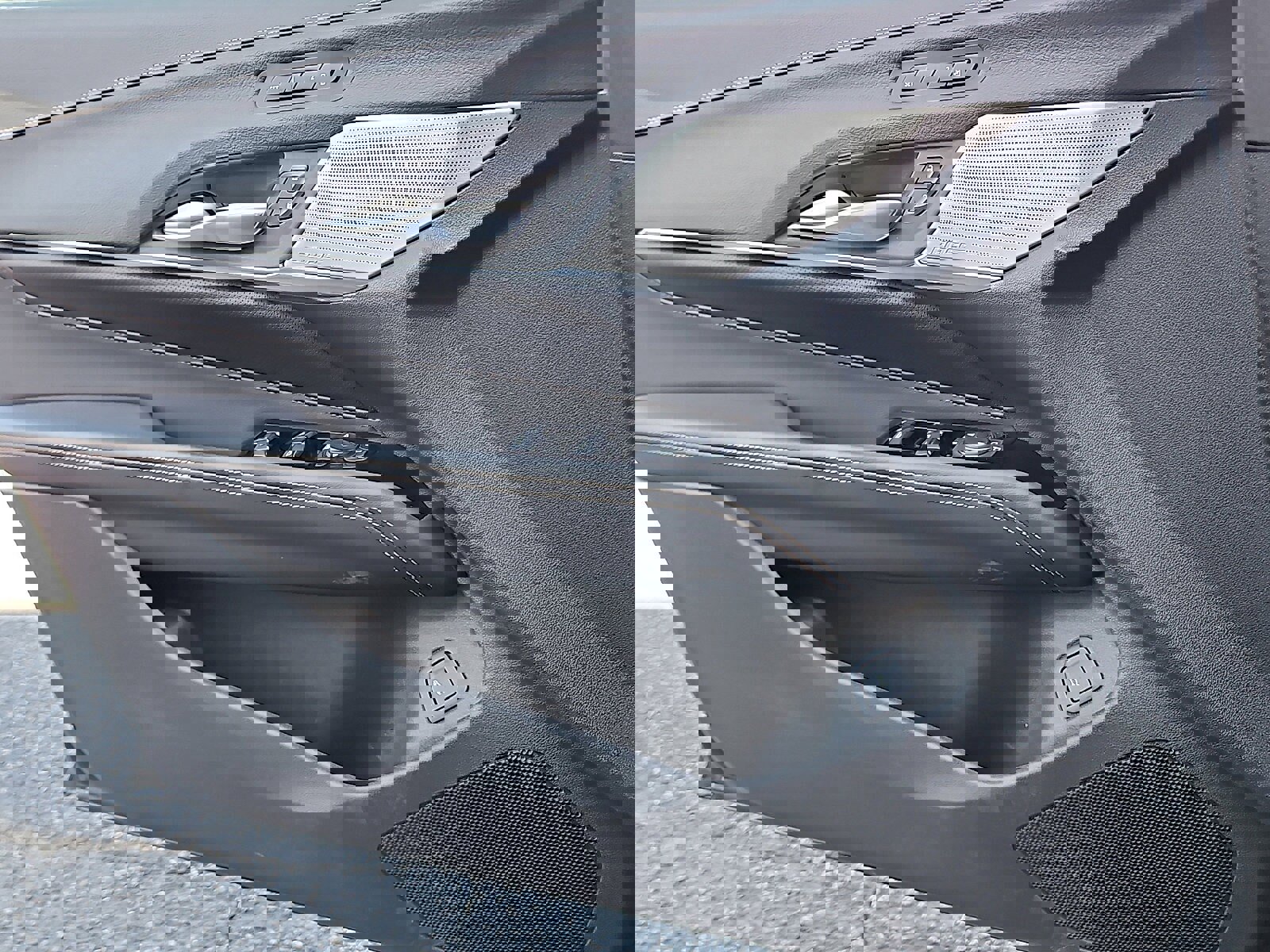 Used 2021 Cadillac CT4 V w/ Technology Package image 10