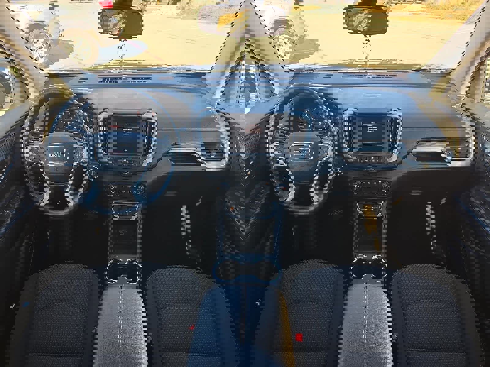 Used 2024 GMC Terrain SLE image 14