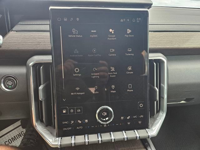 New 2026 GMC Acadia Denali w/ Super Cruise Package image 18