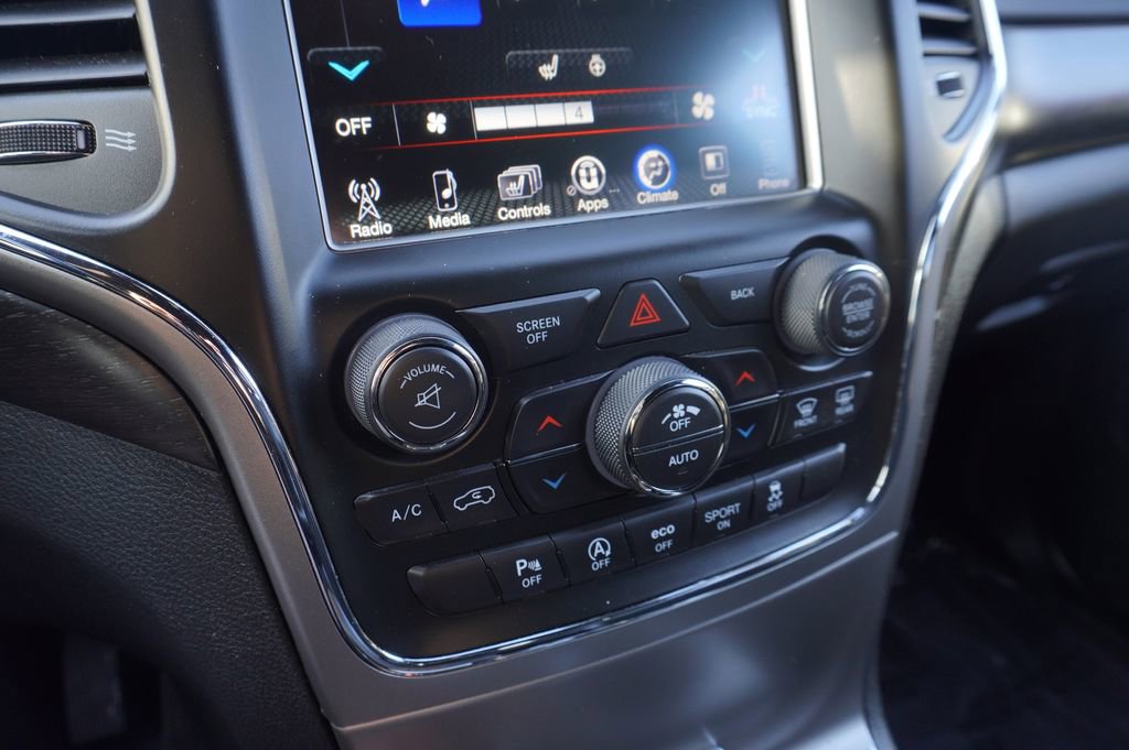 Used 2017 Jeep Grand Cherokee Altitude image 17