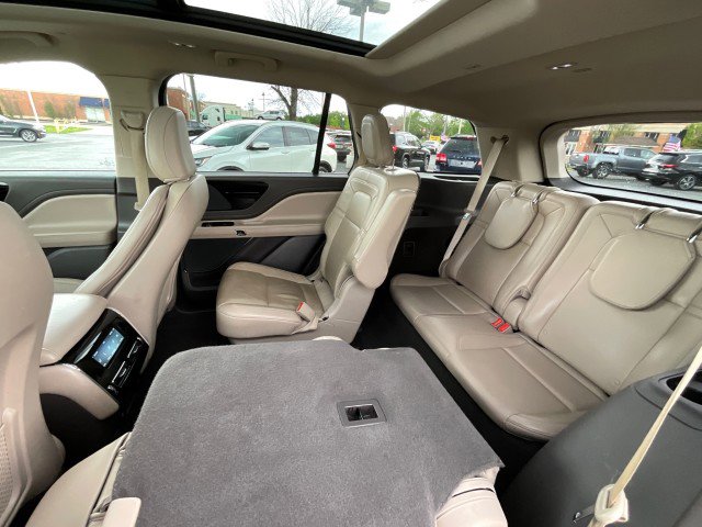 Used 2021 Lincoln Aviator Reserve w/ Equipment Group 201A AWD/4WD image 32