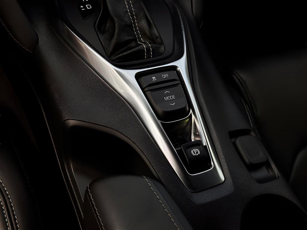 Used 2023 Chevrolet Camaro SS RWD image 13