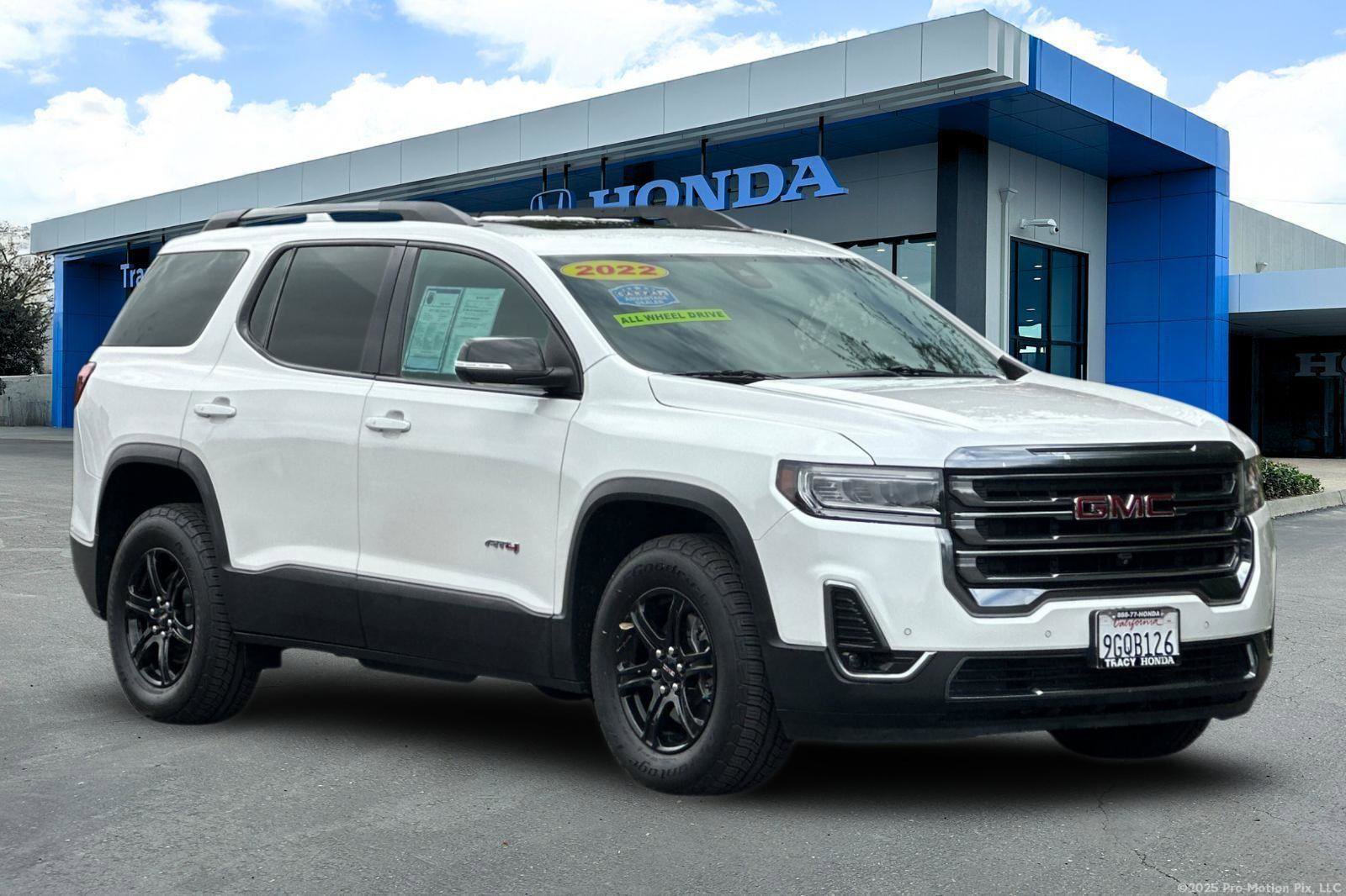 Used 2022 GMC Acadia AT4 w/ Technology Package