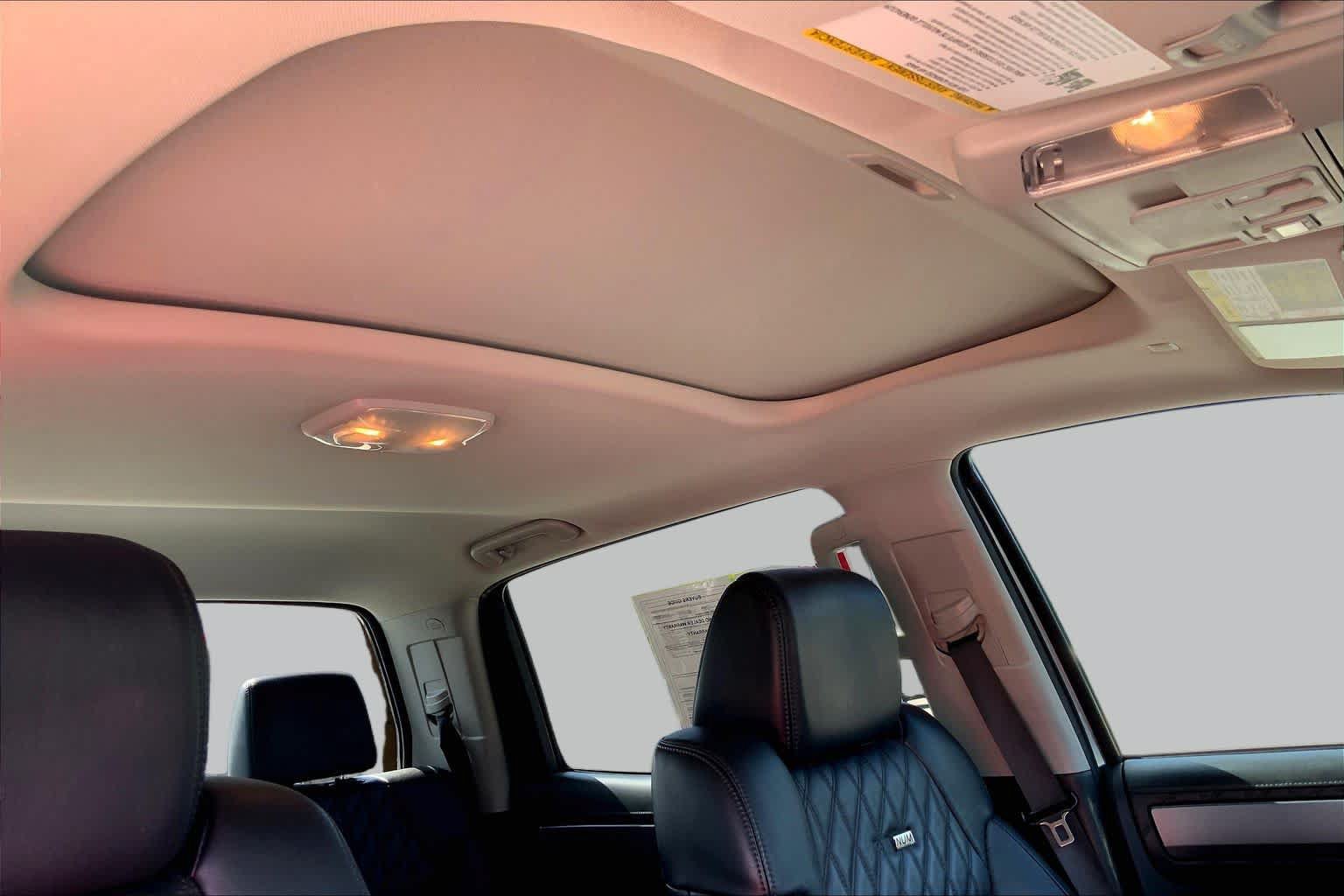 Used 2021 Toyota Tundra Platinum AWD/4WD image 13