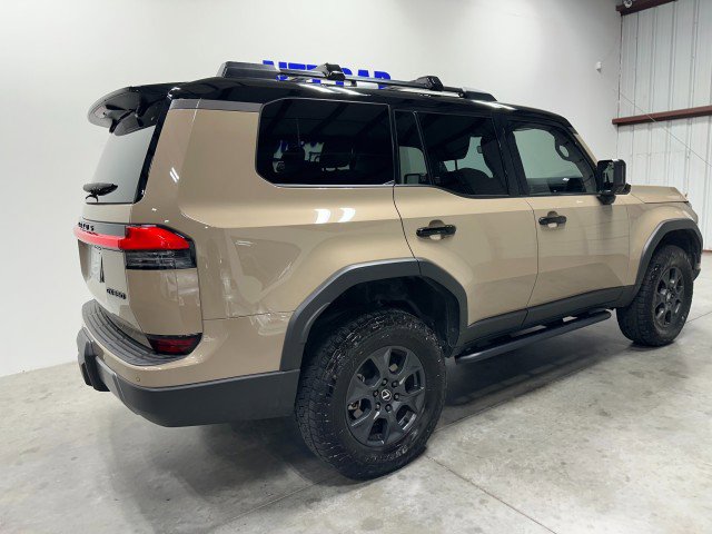 Used 2025 Lexus GX 550 AWD/4WD image 11