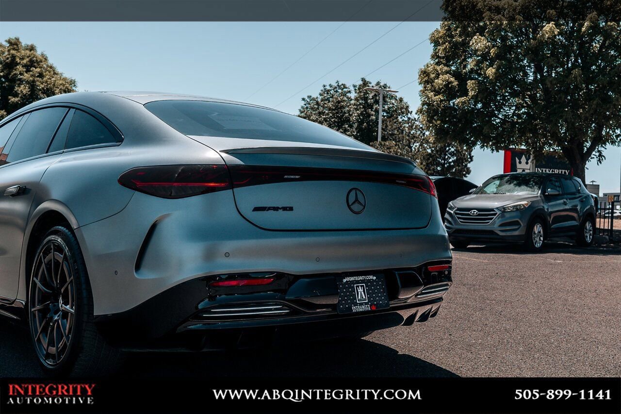 Used 2022 Mercedes-Benz EQS 580 4MATIC Sedan image 13