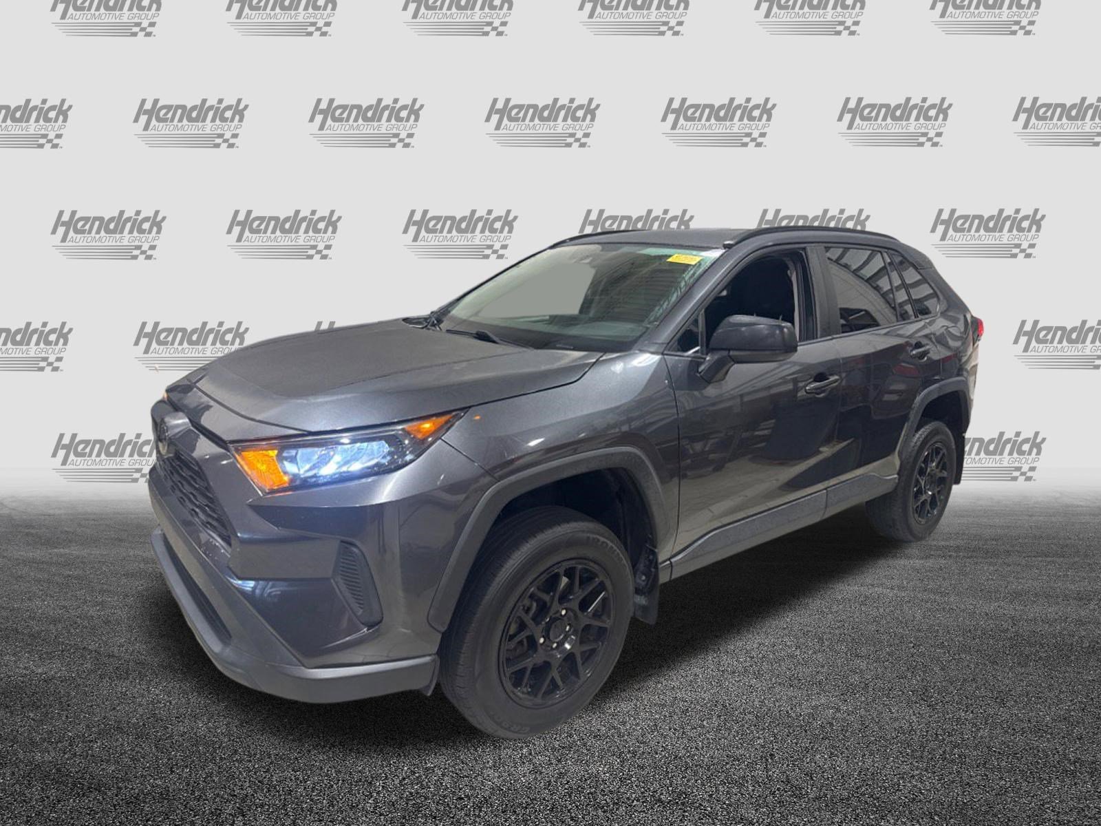 Used 2020 Toyota RAV4 LE FWD image 14