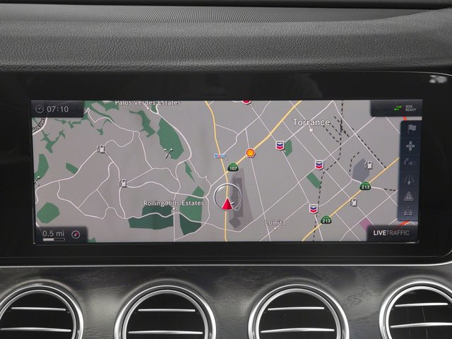 Used 2018 Mercedes-Benz E 400 4MATIC Wagon image 17