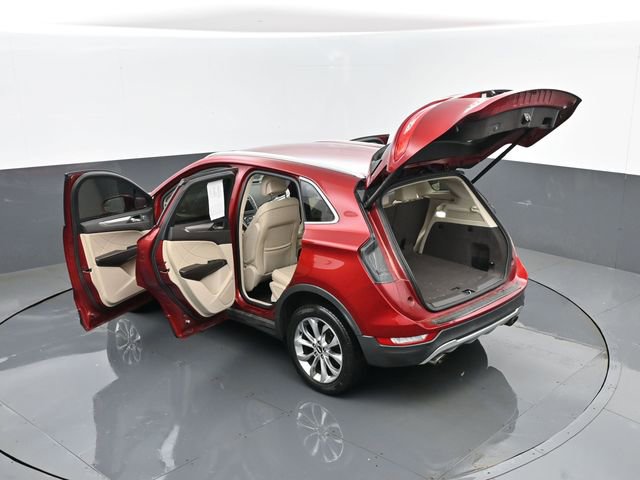 Used 2017 Lincoln MKC Premiere image 29