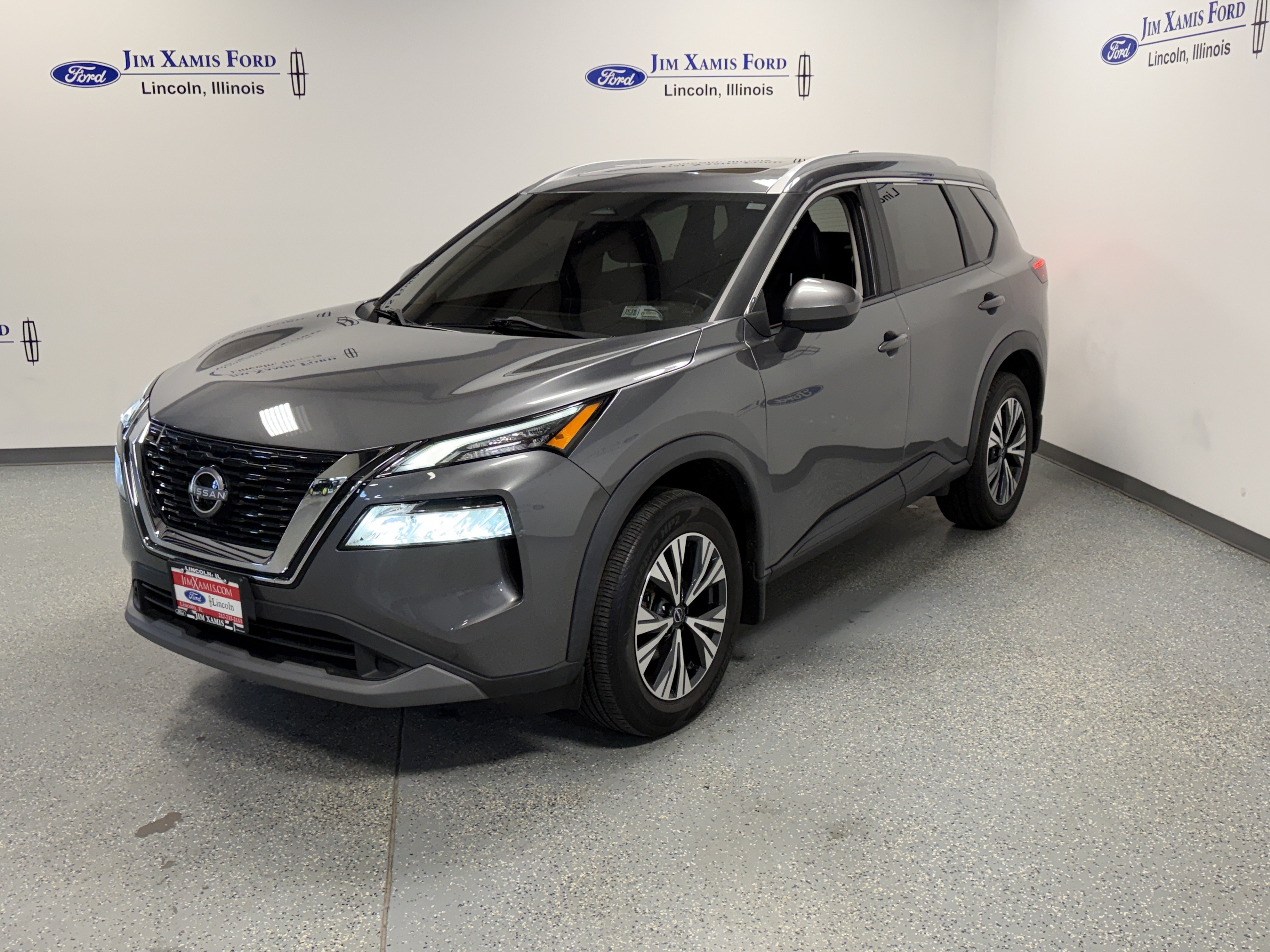 Used 2023 Nissan Rogue SV w/ SV Premium B Package AWD/4WD image 3
