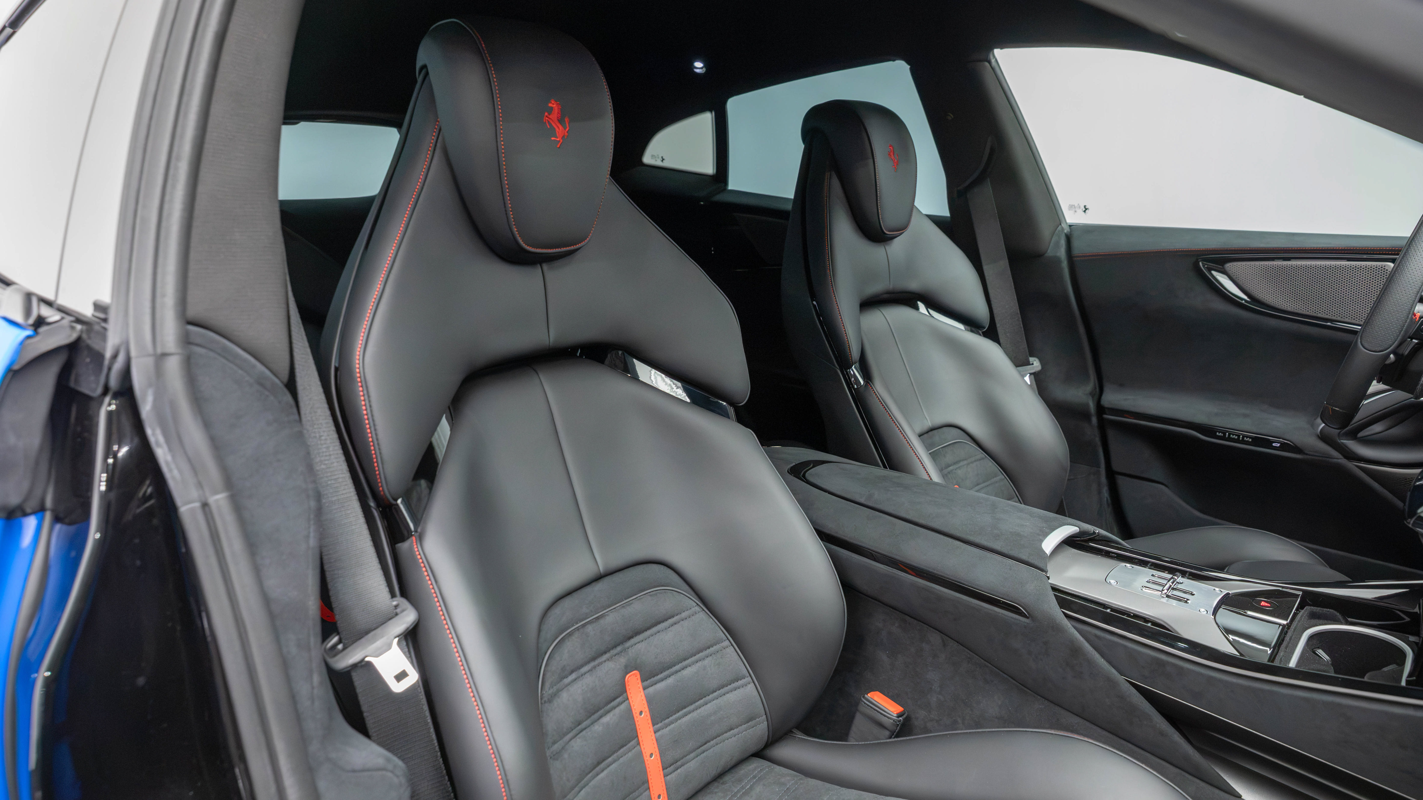 Certified 2026 Ferrari Purosangue AWD/4WD image 20