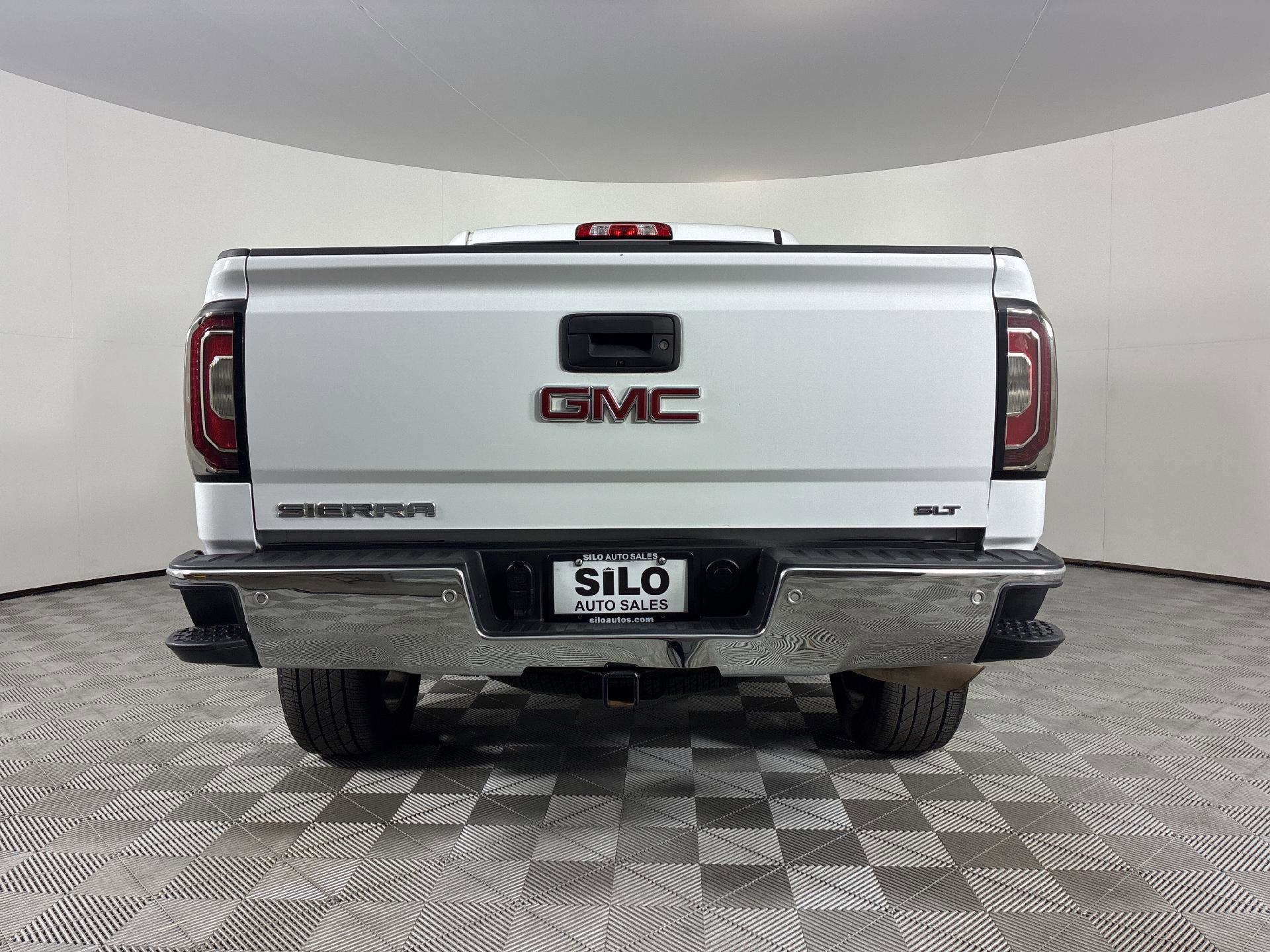 Used 2018 GMC Sierra 1500 SLT image 4