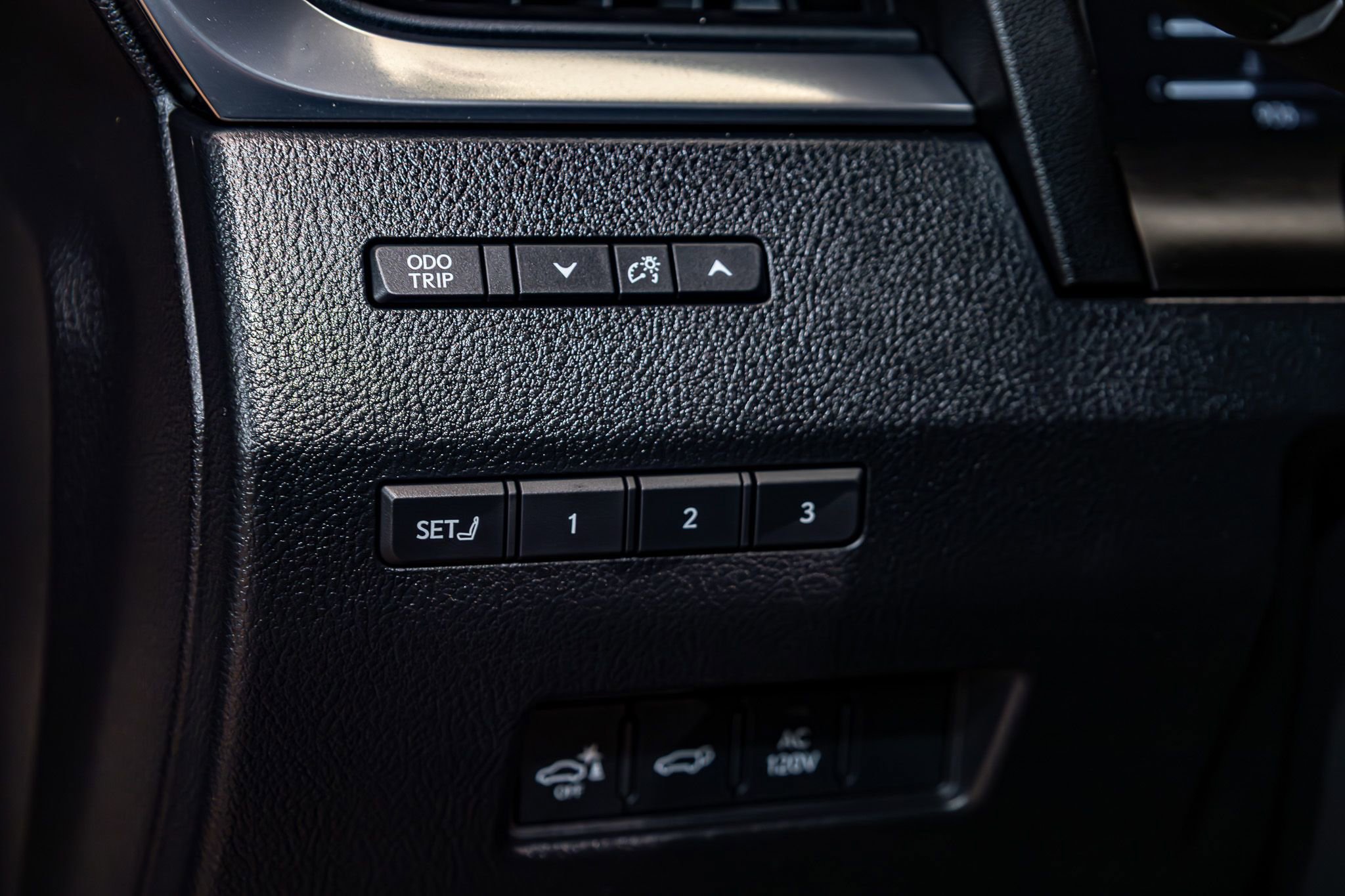 Used 2026 Lexus GX 550 w/ Accessory Package (CT) image 21