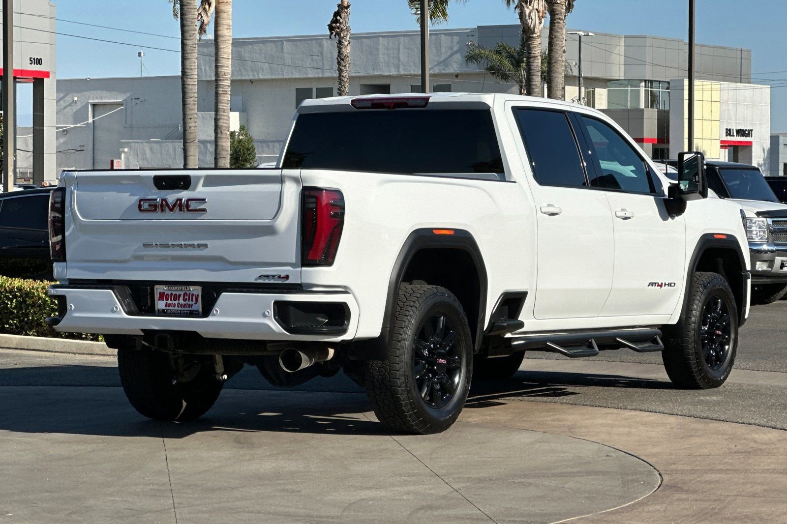 Certified 2025 GMC Sierra 2500 AT4 AWD/4WD image 4