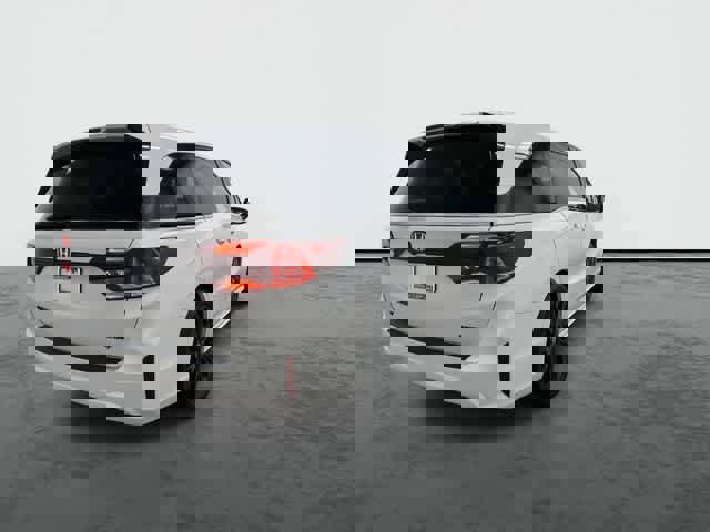Used 2026 Honda Odyssey Sport-L image 3