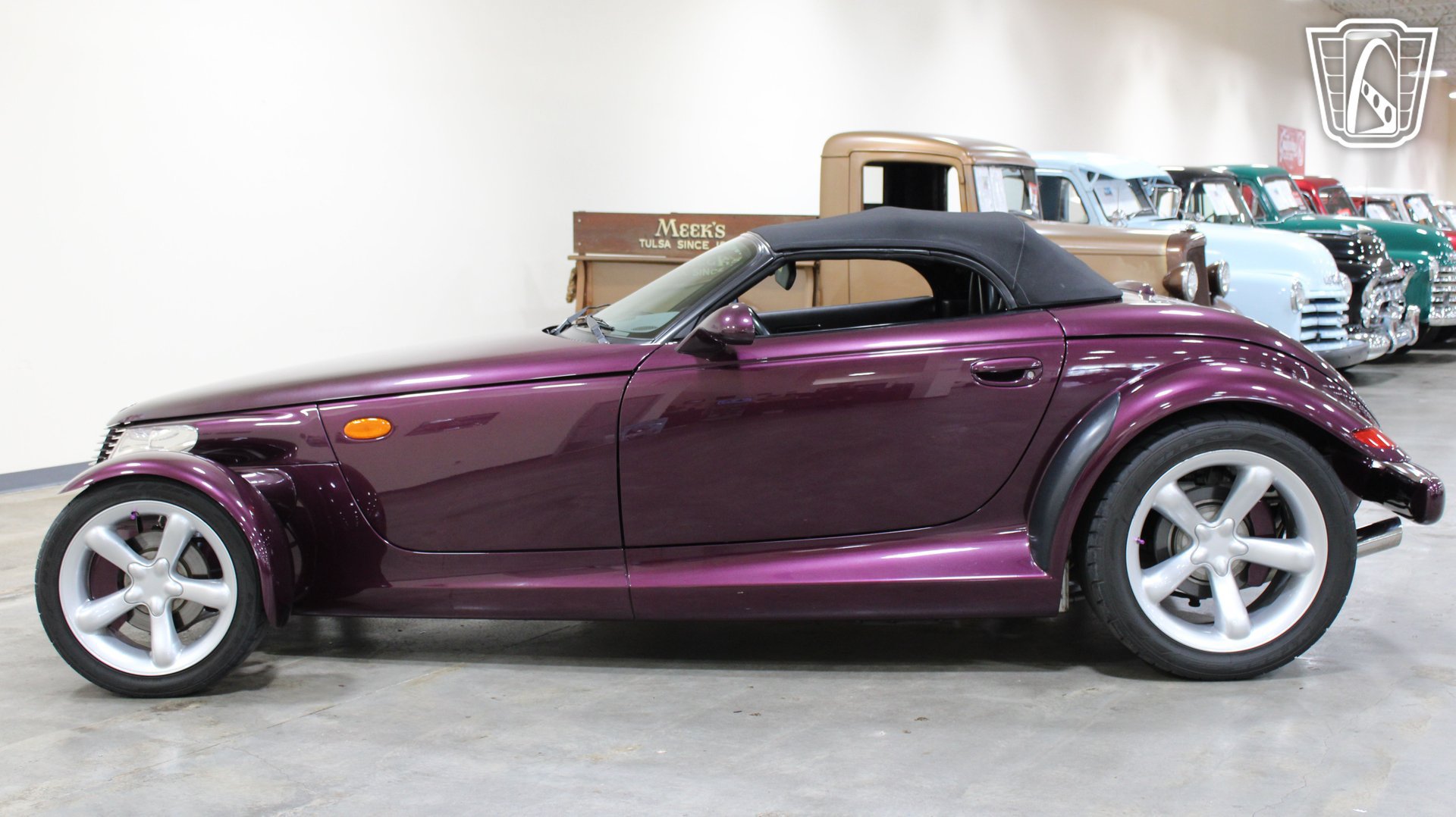 Used 1999 Plymouth Prowler RWD image 12