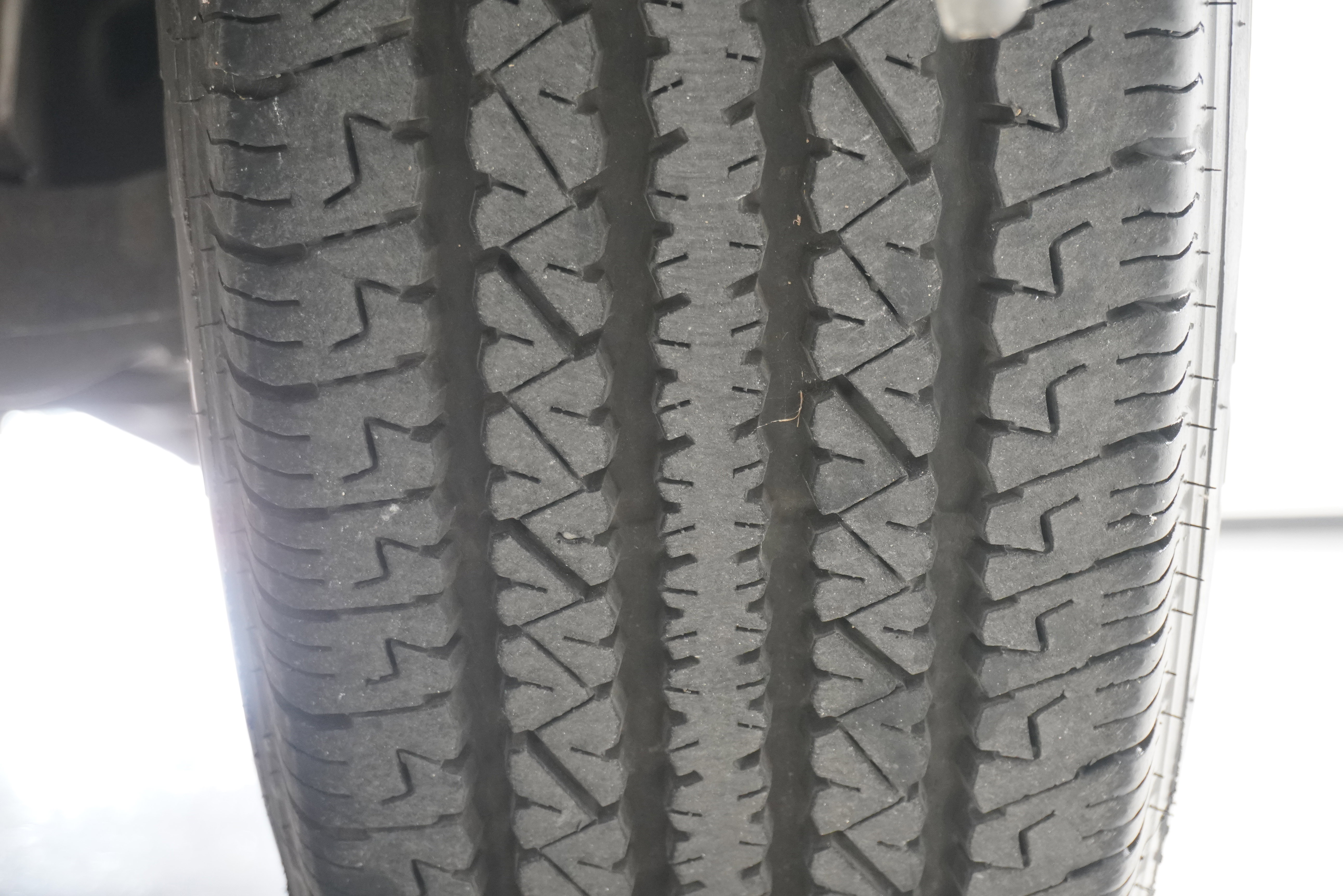 Used 2019 Chevrolet Express 2500 Extended w/ Driver Convenience Package RWD image 20