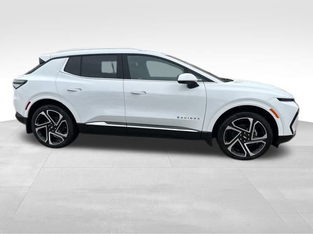 New 2026 Chevrolet Equinox EV LT image 6