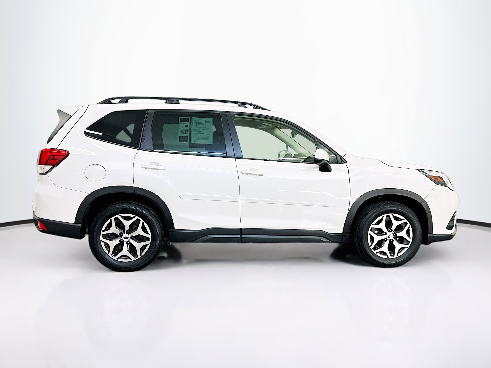 Used 2023 Subaru Forester Premium image 10